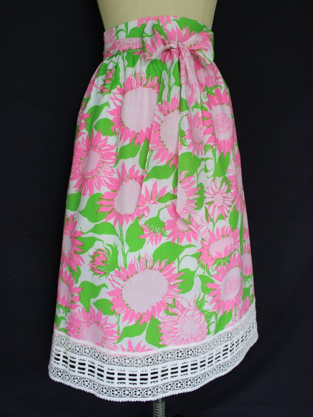 The Lilly Pulitzer vintage midi crochet lace dress skirt sunflowers pink green - Picture 7 of 10